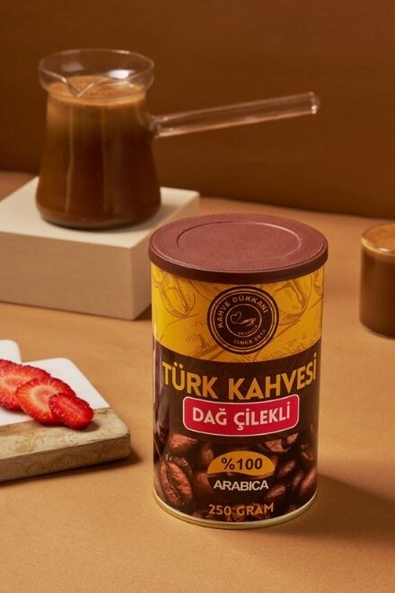 Dağ Çilekli Türk Kahvesi